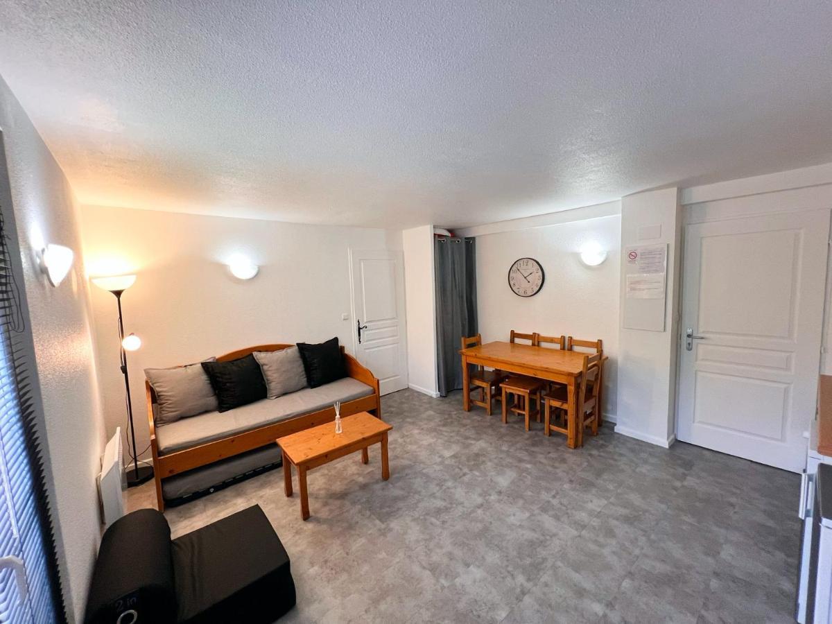 Vars, Appart Spacieux Renove 4 Couchages Dans Chalet Вар Екстер'єр фото